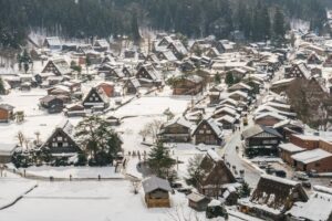 Read more about the article 5 best places to visit in Winter with your family